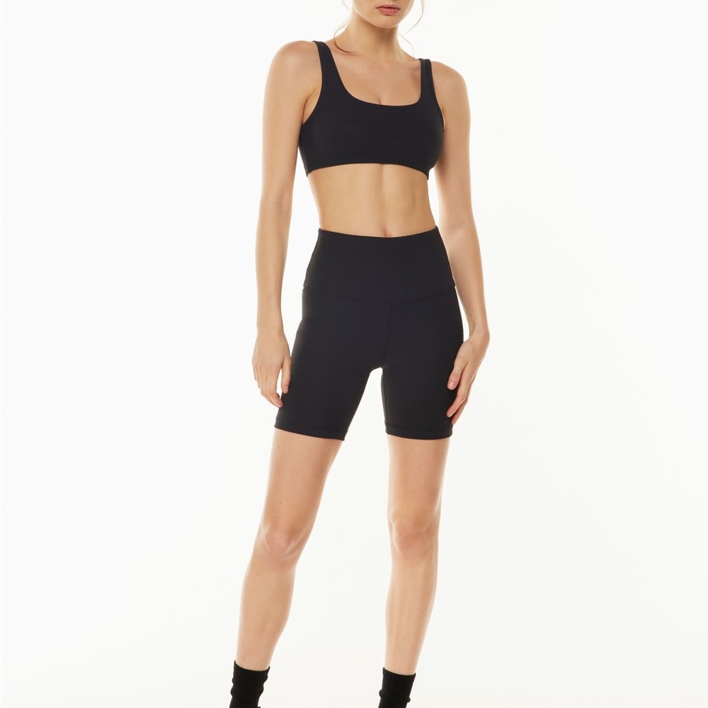 TNA Action Aritzia Bike Short Set
